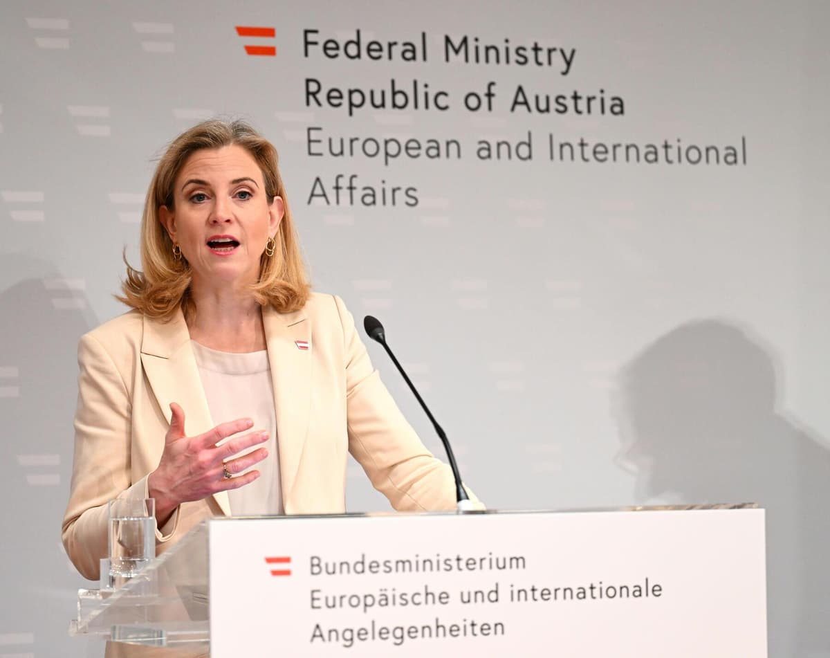 Meinl-Reisinger: „Gewillt sein, auch mit Putin zu reden“