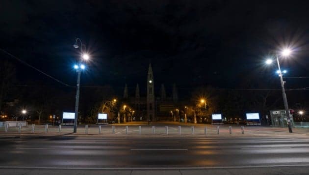 Eine Stunde Dunkelheit: Zeichen gegen Klimawandel